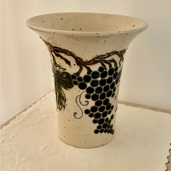 Hand made. Artisan French Pottery wine cooler/vase. Signed - Picture 5 of 9